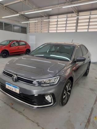 VOLKSWAGEN VIRTUS 1.0 200 TSI HIGHLINE AUTOMÁTICO