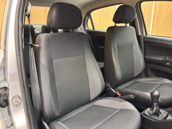 VOLKSWAGEN-VOYAGE-1.0 12V MPI TOTALFLEX 4P MANUAL VOLKSWAGEN-VOYAGE-2022