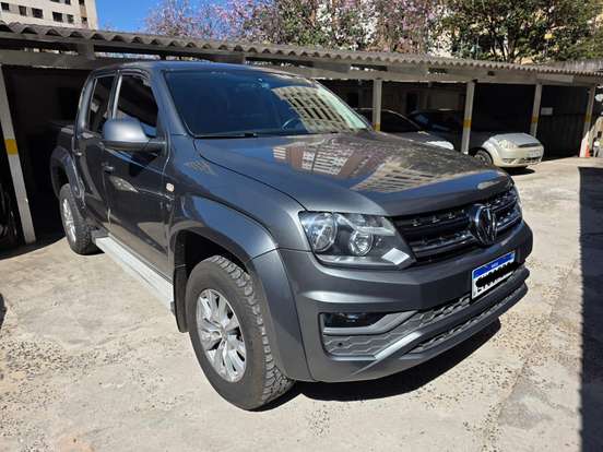 VOLKSWAGEN-AMAROK-2021