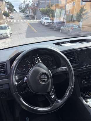 VOLKSWAGEN-AMAROK-2.0 TRENDLINE 4X4 CD 16V TURBO INTERCOOLER DIESEL 4P AUTOMÁTICO VOLKSWAGEN-AMAROK-2018