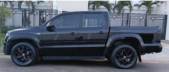 VOLKSWAGEN-AMAROK-2019