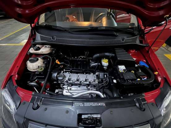 VOLKSWAGEN-CROSSFOX-2009