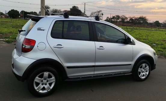 VOLKSWAGEN-FOX-2009