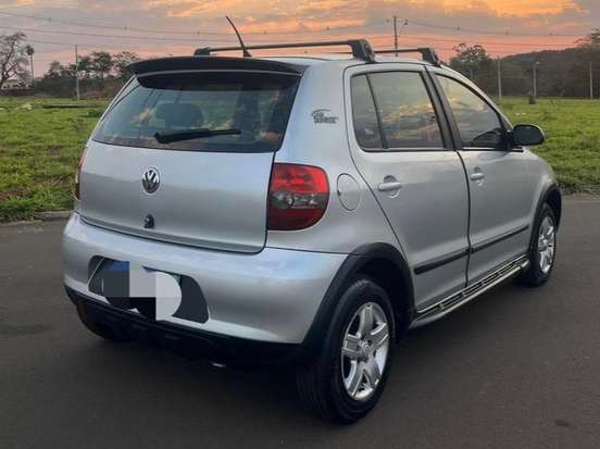 VOLKSWAGEN-FOX-1.0 MI SUNRISE 8V FLEX 4P MANUAL VOLKSWAGEN-FOX-2009