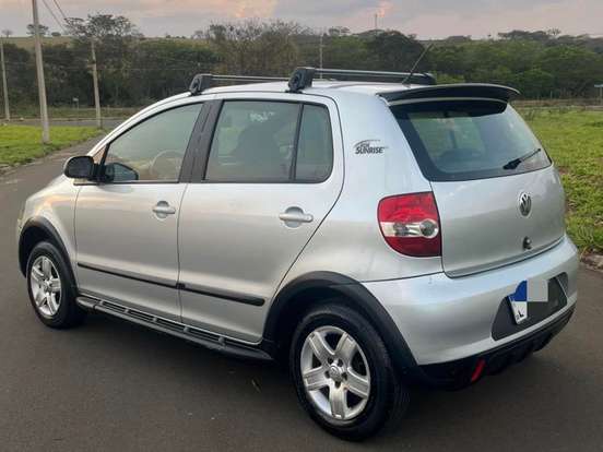 VOLKSWAGEN-FOX-1.0 MI SUNRISE 8V FLEX 4P MANUAL VOLKSWAGEN-FOX-2009