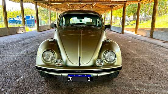VOLKSWAGEN-FUSCA-1984