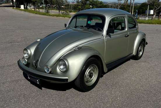 VOLKSWAGEN-FUSCA-1984