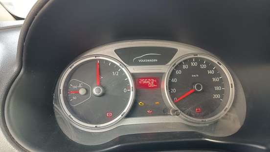 VOLKSWAGEN-GOL-2012