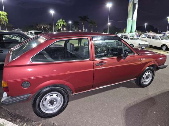 VOLKSWAGEN-GOL-1986
