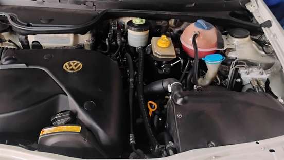VOLKSWAGEN-GOL-2000