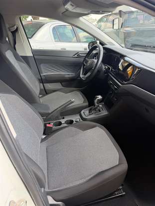 VOLKSWAGEN-POLO-2024