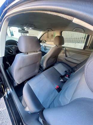 VOLKSWAGEN-POLO SEDAN-2009