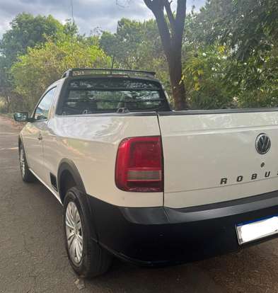 VOLKSWAGEN-SAVEIRO-2023