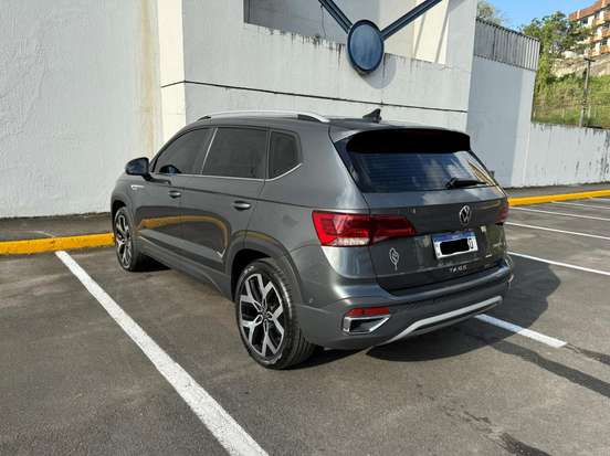 VOLKSWAGEN-TAOS-1.4 250 TSI TOTAL FLEX HIGHLINE AUTOMÁTICO VOLKSWAGEN-TAOS-2024