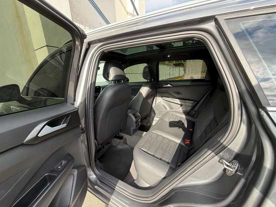 VOLKSWAGEN-TAOS-2024