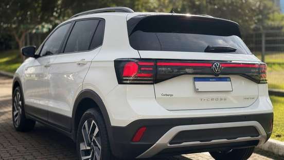 VOLKSWAGEN-T-CROSS-2024