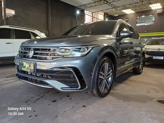 VOLKSWAGEN TIGUAN 2.0 300 TSI GASOLINA ALLSPACE R-LINE AUTOMÁTICO