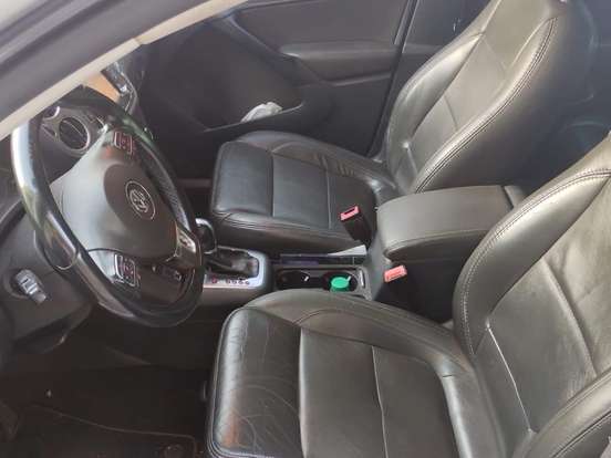 VOLKSWAGEN-TIGUAN-2.0 TSI 16V TURBO GASOLINA 4P TIPTRONIC VOLKSWAGEN-TIGUAN-2011