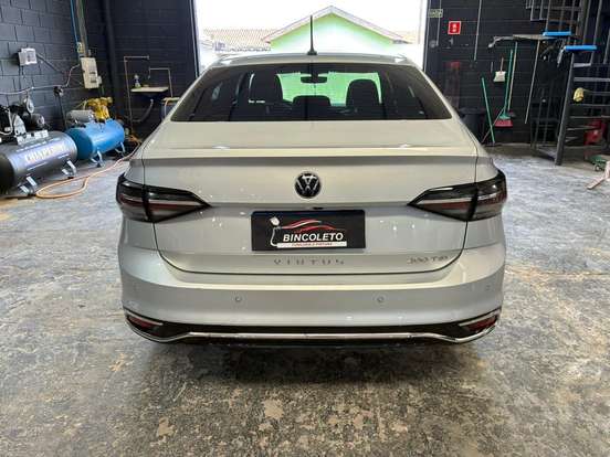VOLKSWAGEN-VIRTUS-2023