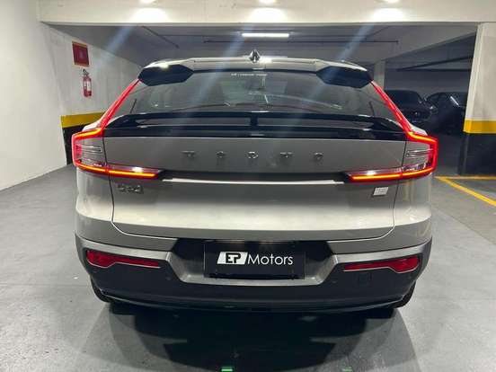 VOLVO-C40-P8 RECHARGE PURE ELECTRIC AWD VOLVO-C40-2022