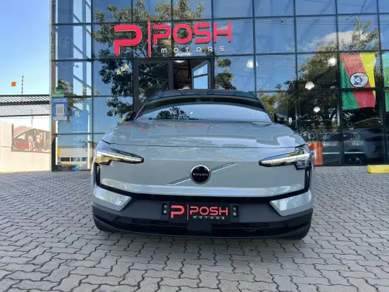 VOLVO-EX30-2024