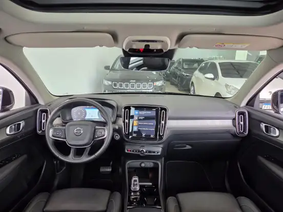 VOLVO-XC40-1.5 T5 RECHARGE INSCRIPTION GEARTRONIC VOLVO-XC40-2021