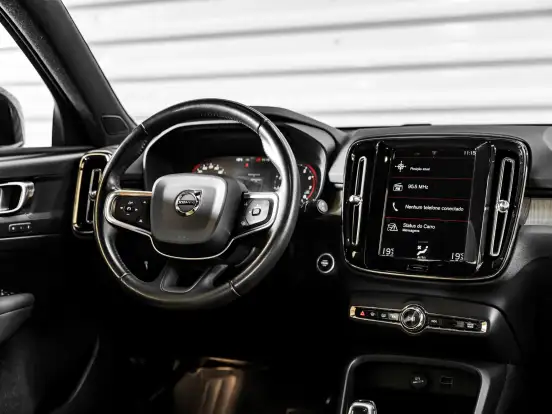 VOLVO-XC40-2.0 T4 GASOLINA INSCRIPTION GEARTRONIC VOLVO-XC40-2020