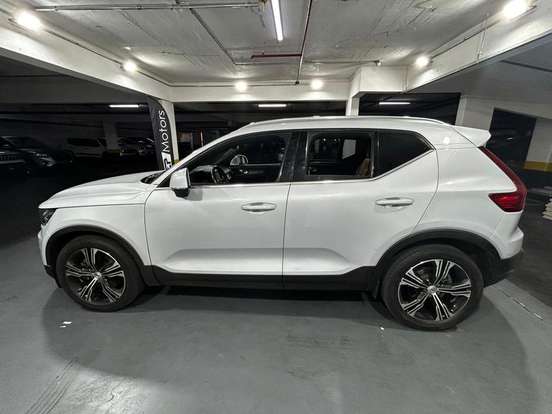 VOLVO-XC40-2.0 T4 GASOLINA INSCRIPTION GEARTRONIC VOLVO-XC40-2019