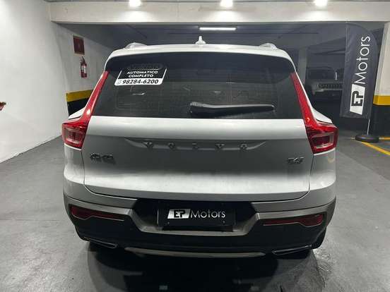VOLVO-XC40-2.0 T4 GASOLINA INSCRIPTION GEARTRONIC VOLVO-XC40-2019