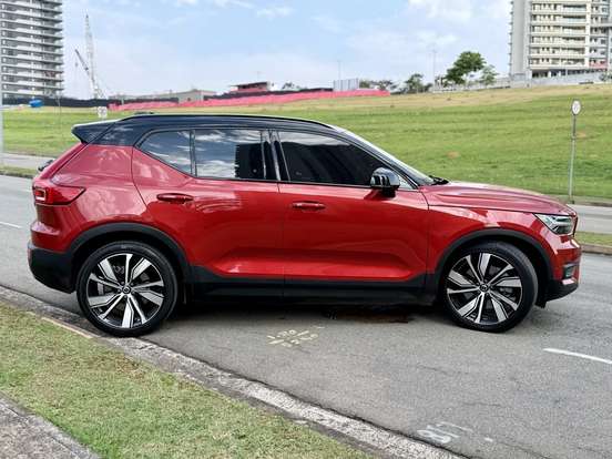 VOLVO-XC40-P8 RECHARGE ELECTRIC BEV PURE AWD VOLVO-XC40-2022