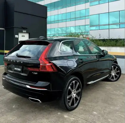 VOLVO-XC60-2019