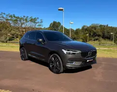 VOLVO XC60 2.0 T8 HYBRID MOMENTUM AWD GEARTRONIC VOLVO XC60 2.0 T8 HYBRID MOMENTUM AWD GEARTRONIC