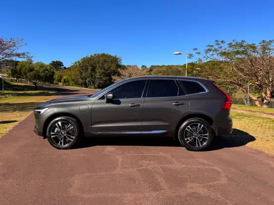 VOLVO-XC60-2.0 T8 HYBRID MOMENTUM AWD GEARTRONIC VOLVO-XC60-2021