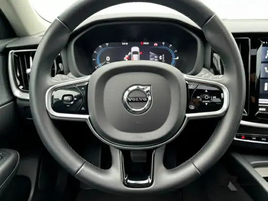 VOLVO-XC60-2.0 T8 PHEV ULTRA DARK AWD GEARTRONIC VOLVO-XC60-2025
