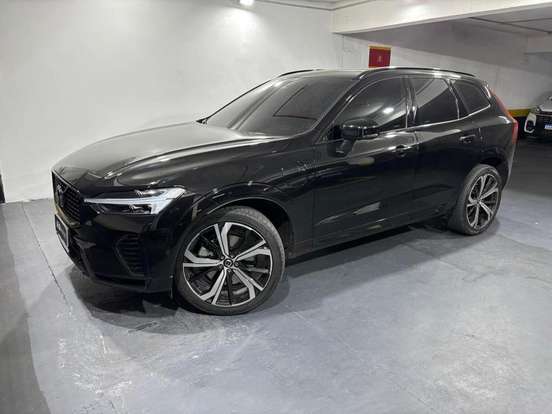 VOLVO-XC60-2023
