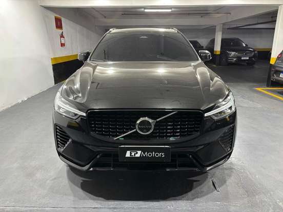 VOLVO-XC60-2023