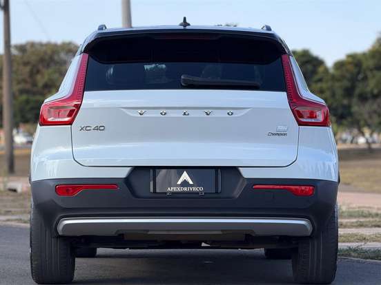 VOLVO-XC40-1.5 T5 RECHARGE MOMENTUM GEARTRONIC VOLVO-XC40-2021
