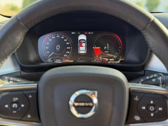 VOLVO-XC40-1.5 T5 RECHARGE MOMENTUM GEARTRONIC VOLVO-XC40-2021
