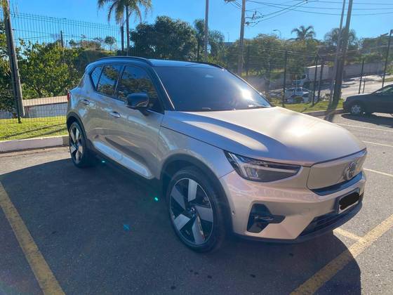 VOLVO XC40 P8 RECHARGE TWIN ELECTRIC ULTIMATE AWD