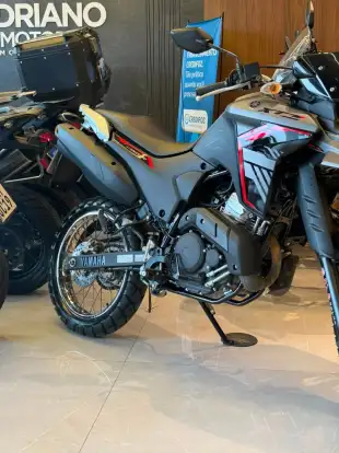 YAMAHA-XTZ 250 LANDER CONNECTED-2025