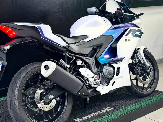 YAMAHA-YZF R3 ABS CONNECTED YAMAHA-YZF R3 ABS CONNECTED-2025