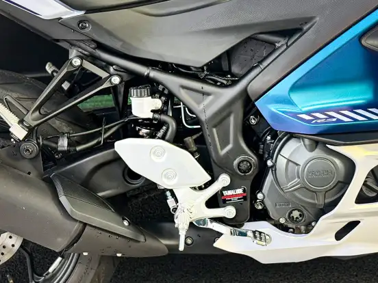 YAMAHA-YZF R3 ABS CONNECTED YAMAHA-YZF R3 ABS CONNECTED-2025