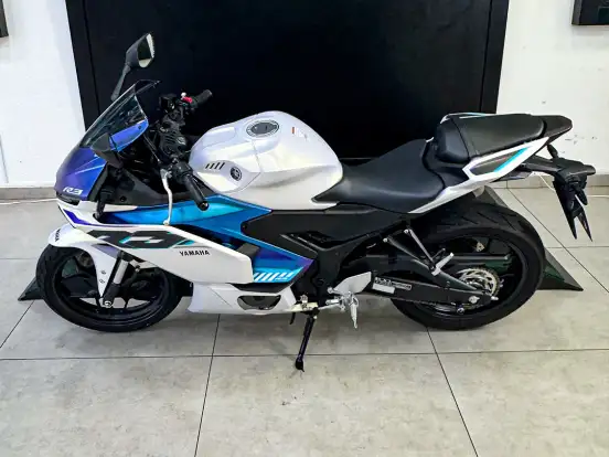 YAMAHA-YZF R3 ABS CONNECTED YAMAHA-YZF R3 ABS CONNECTED-2025