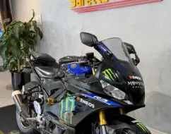 YAMAHA YZF R3 MONSTER ABS YAMAHA YZF R3 MONSTER ABS
