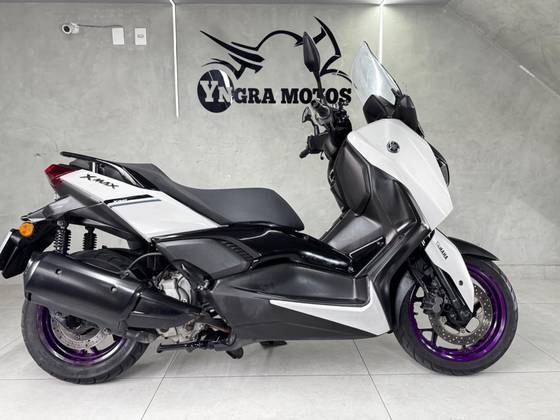 YAMAHA XMAX 250 CONNECTED ABS 