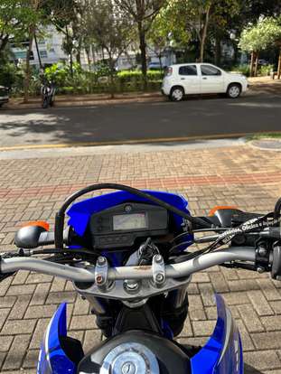 YAMAHA-XTZ 250 LANDER-2013