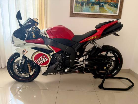 YAMAHA YZF R1 