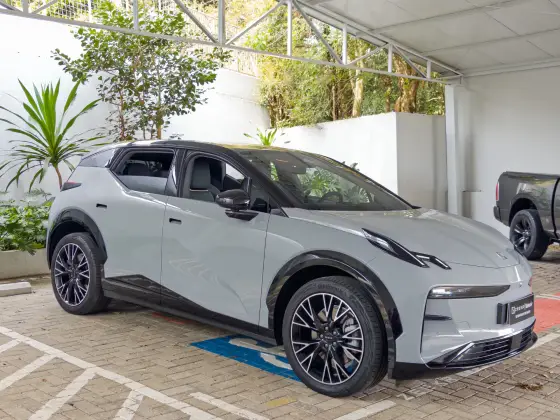 ZEEKR X 66 KW ELÉTRICO FLAGSHIP AWD ZEEKR X 66 KW ELÉTRICO FLAGSHIP AWD