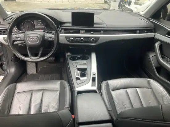 AUDI-A4-2018