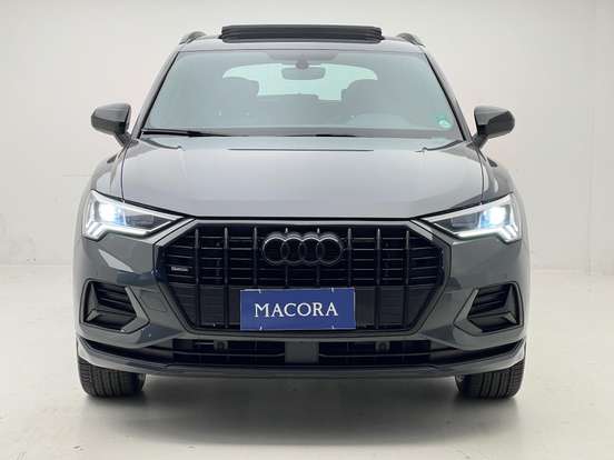 AUDI-Q3-2021